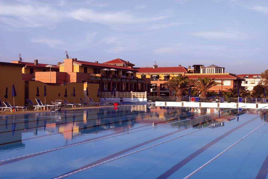 Continental Resort Tirrenia Exterior foto